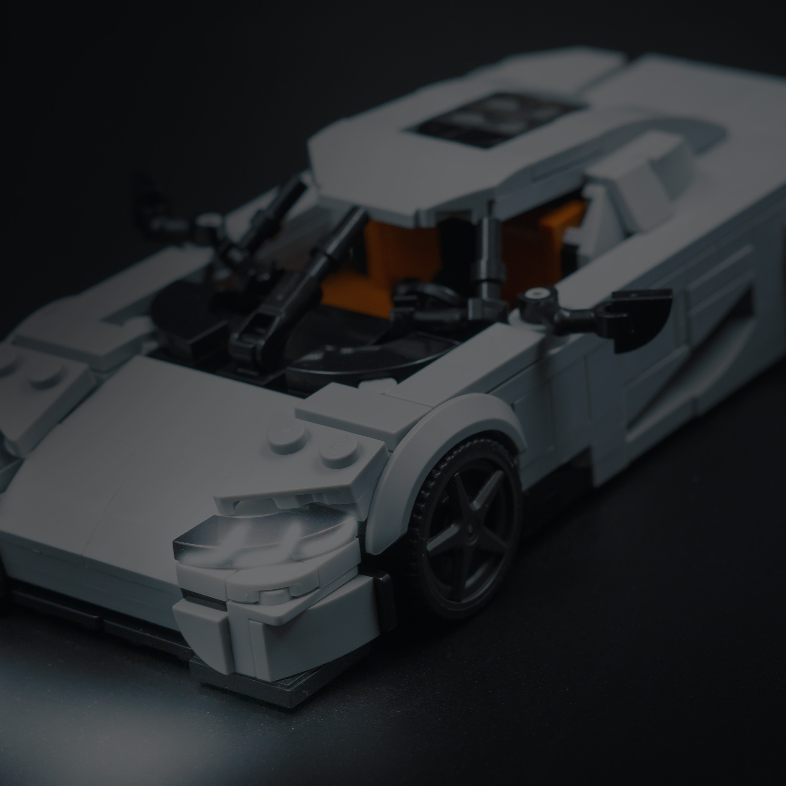picture of lego Koenigsegg model